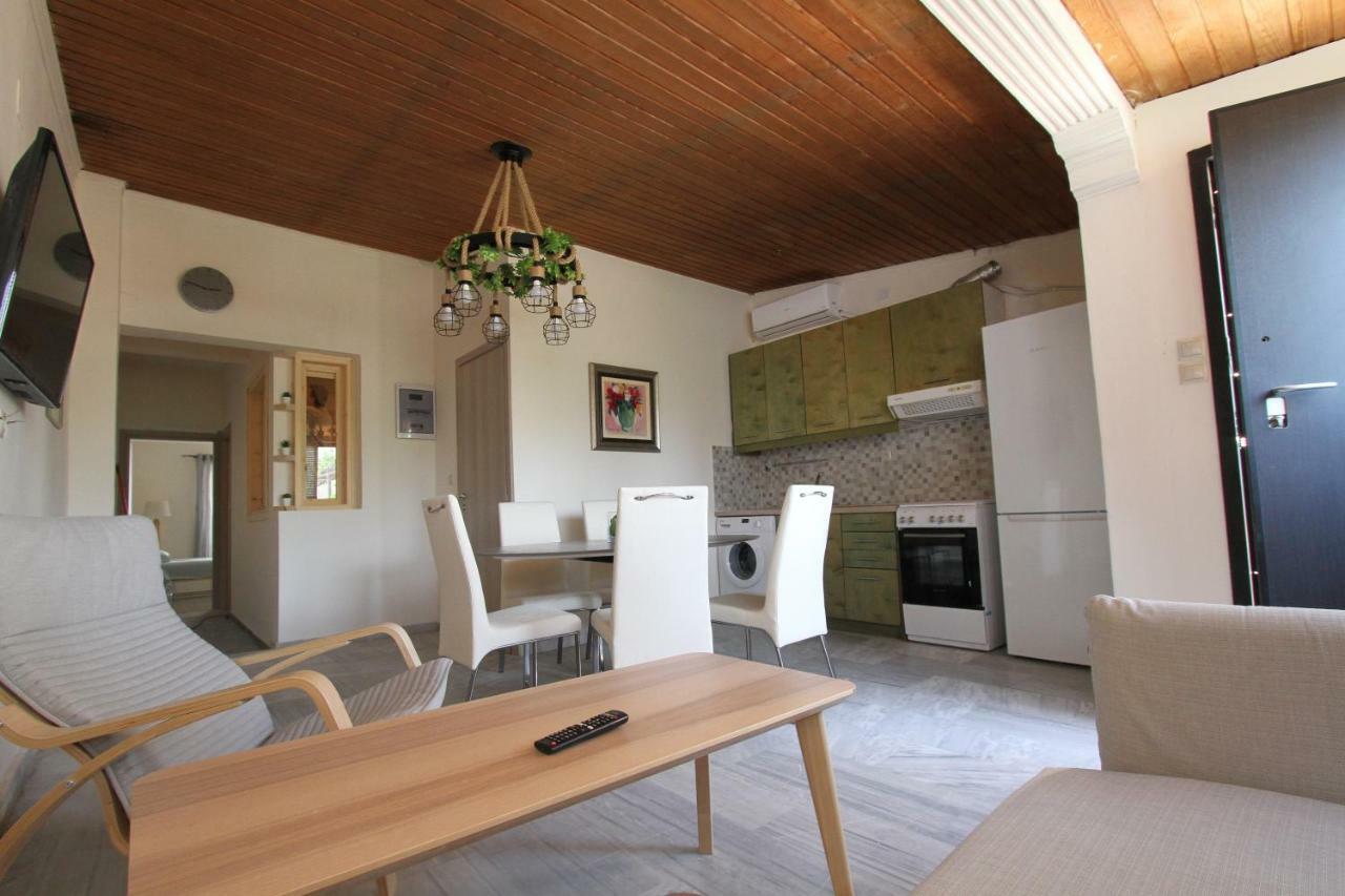 Katerina'S Villa Nea Palatia Ngoại thất bức ảnh